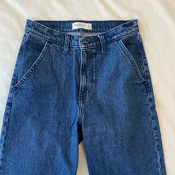 Abercrombie & Fitch Extra Long Jeans - Picture 4 of 4
